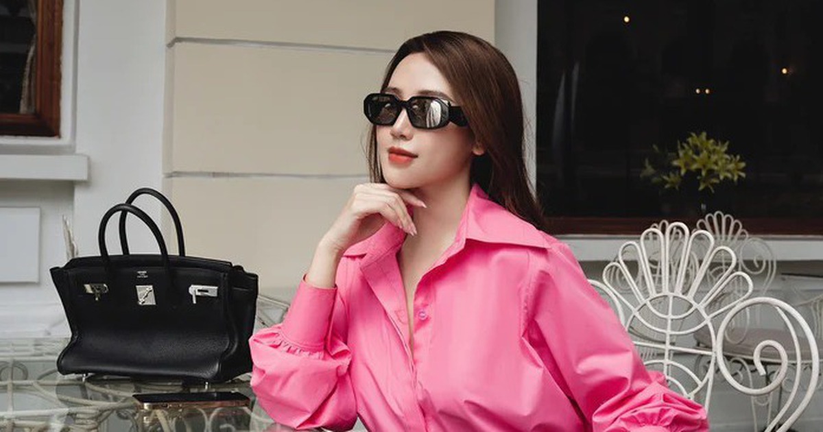 Áo sơ mi tay sleeves kiêu kỳ cho quý cô hiện đại