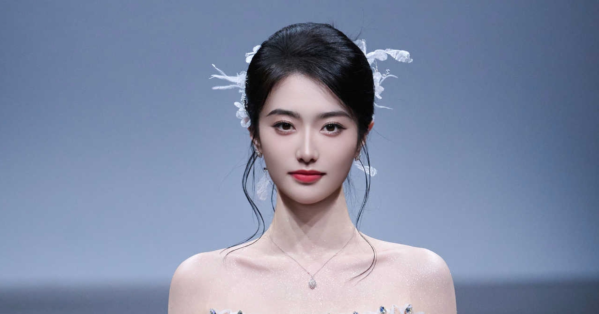 Tôn Tuyết Ninh tỏa sáng trong thiết kế Việt tại Shanghai Fashion Week