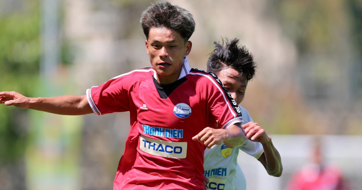 Trường ĐH Thủy lợi sẽ đá vì màu cờ sắc áo sinh viên Việt Nam