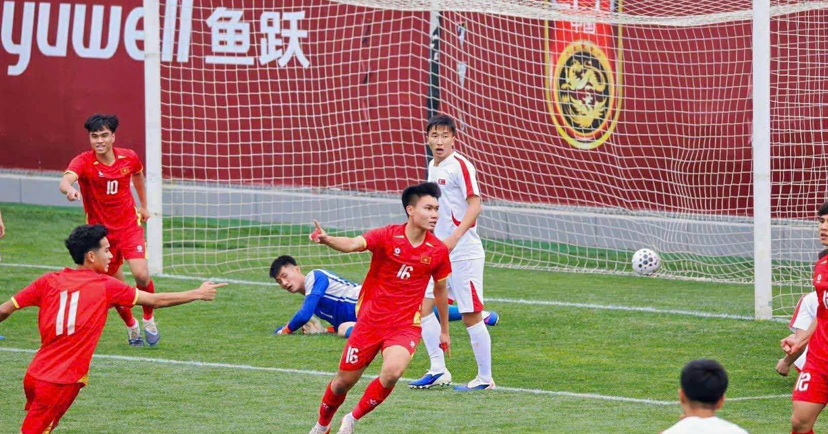 HLV Đinh Hồng Vinh: U.23 Việt Nam trẻ trung nhưng sẵn sàng đánh bại U.23 Thái Lan