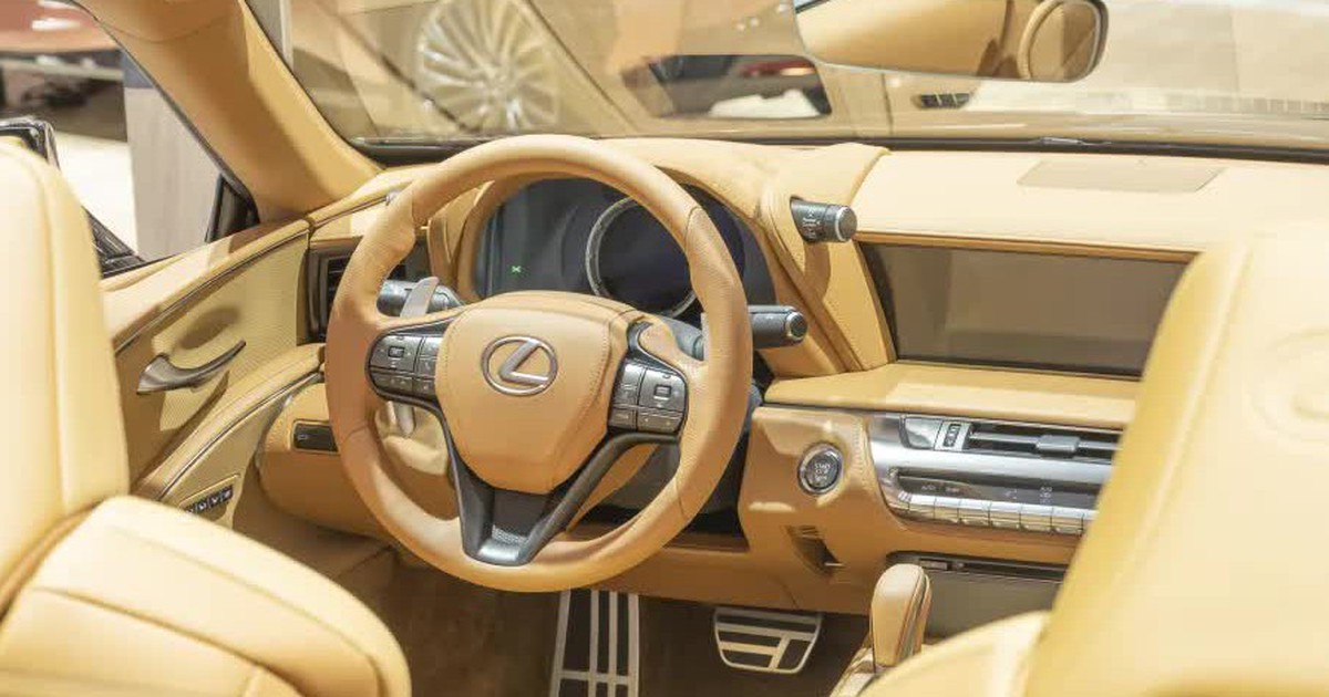 Kỷ nguyên đầu đĩa CD tích hợp trong xe hơi kết thúc