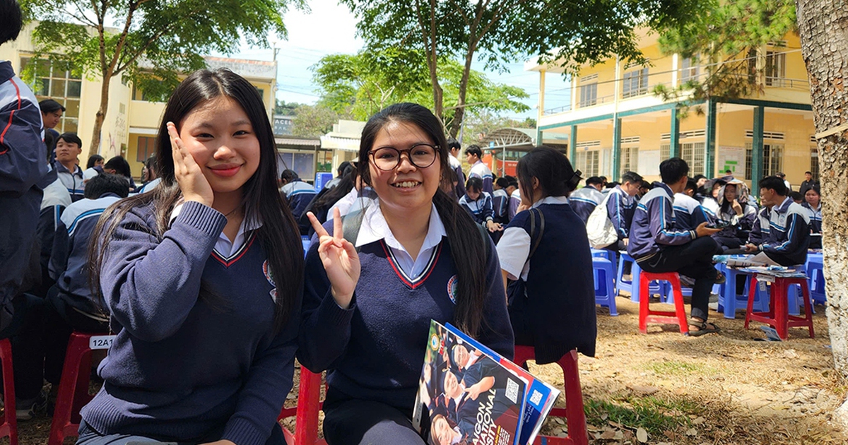 Những đôi bạn học giỏi ở Đức Trọng