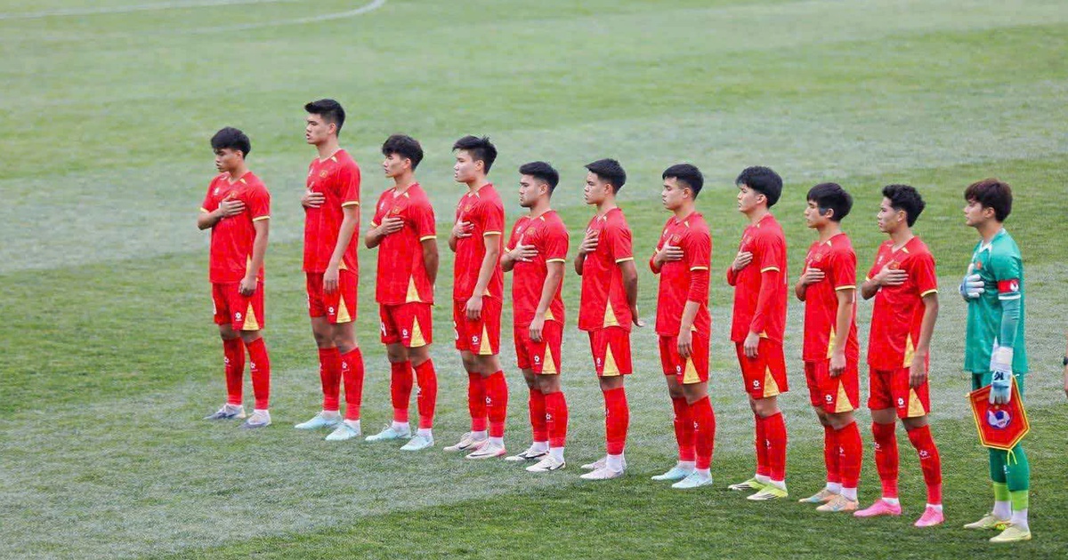 ‘Tòa tháp’ 1,96 m bị chấn thương do bước hụt chân, để ngỏ trận U.23 Việt Nam đấu U.23 Trung Quốc