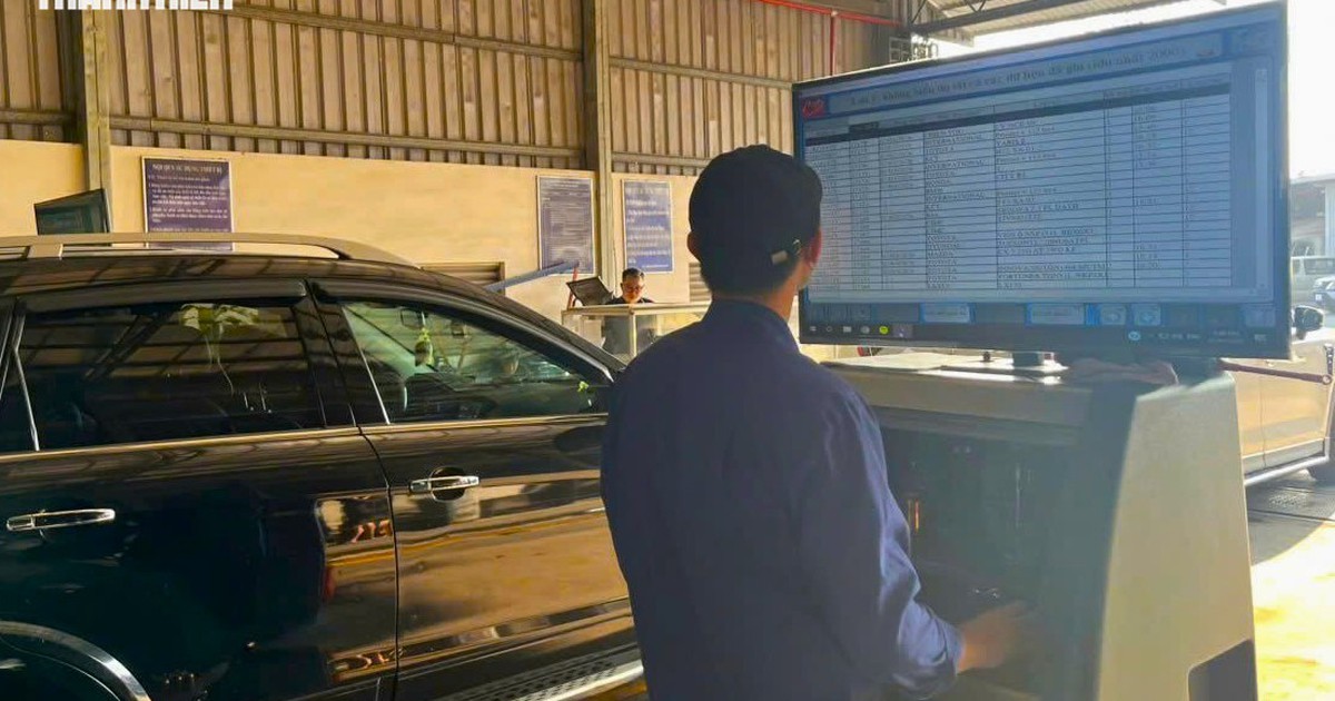 Kiểm định khí thải phải ký giấy cam kết, nhiều người dùng xe máy dầu hoang mang