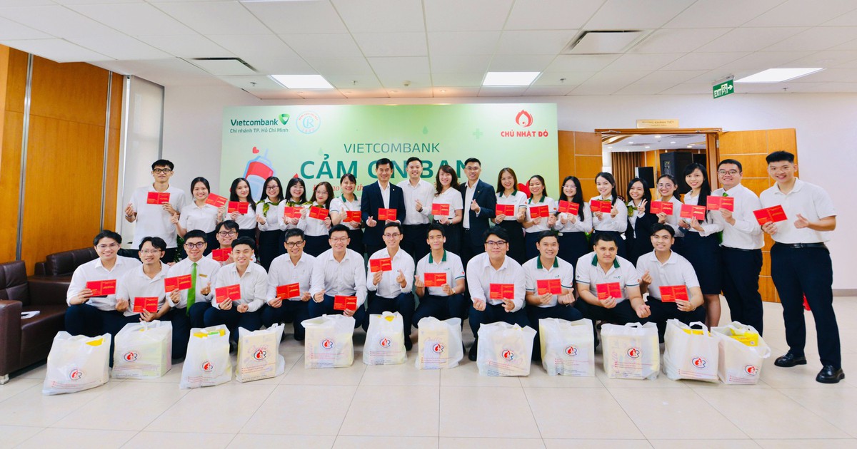 Vietcombank TP.HCM hiến tặng 222 đơn vị máu, lan tỏa tinh thần ‘Chủ Nhật Đỏ’