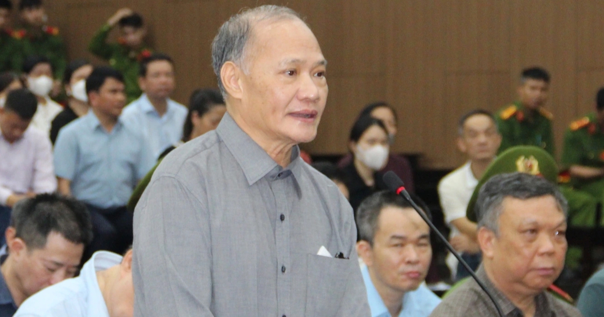 Nhận hối lộ 200.000 USD, cựu thứ trưởng n&oacute;i 'l&agrave;m tốt, anh em cảm ơn th&igrave; nhận'