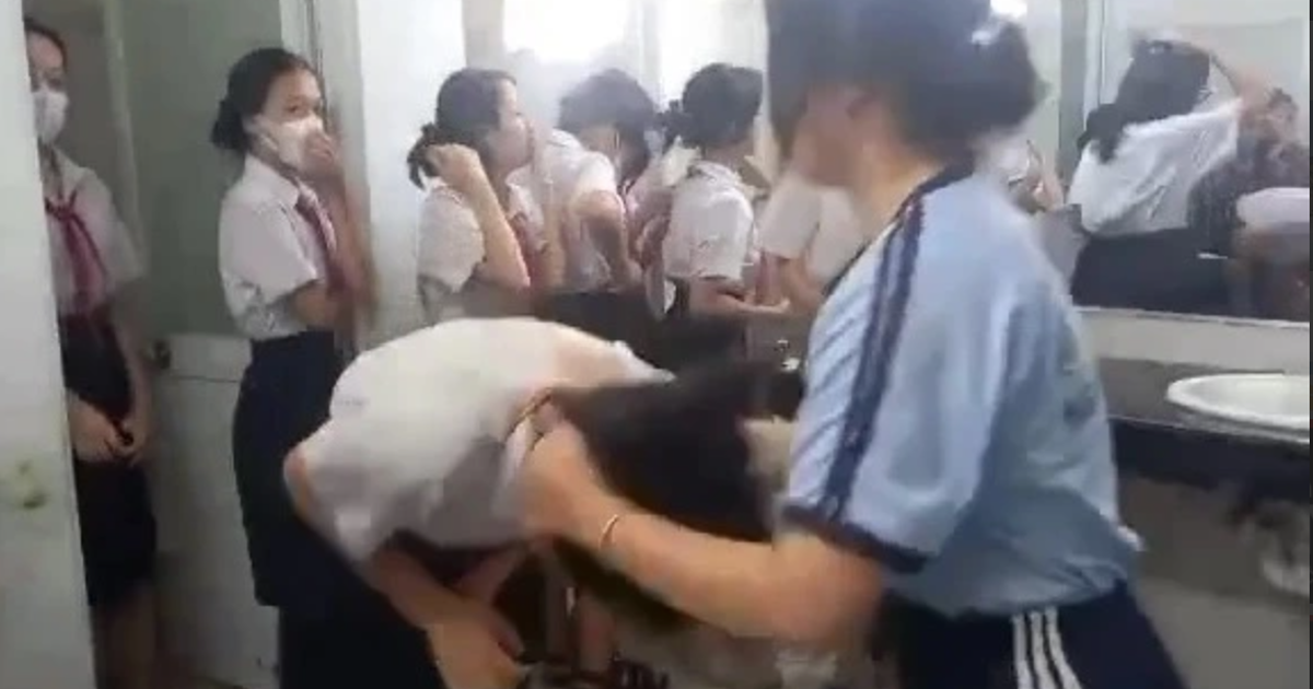 Xem xét trách nhiệm hiệu trưởng khi xảy ra bạo lực học đường