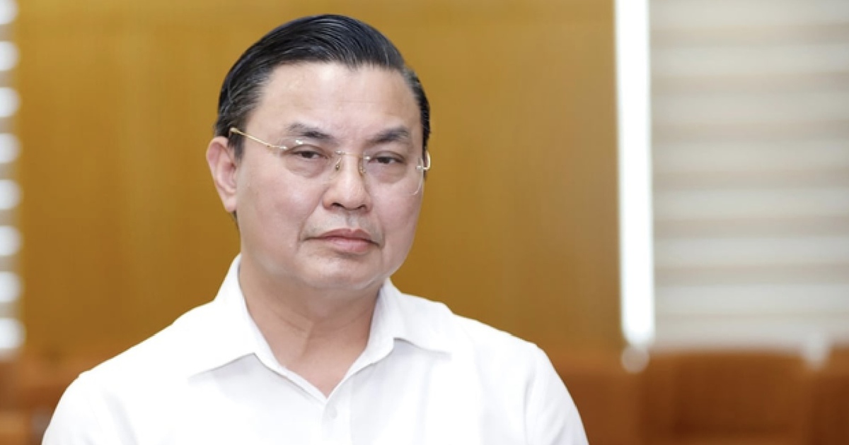 Khởi tố cựu Cục trưởng Cục M&ocirc;i trường Ho&agrave;ng Văn Thức