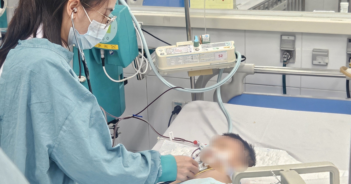 Bác sĩ cảnh báo dấu hiệu tay chân miệng nguy hiểm hơn nổi ban và loét miệng