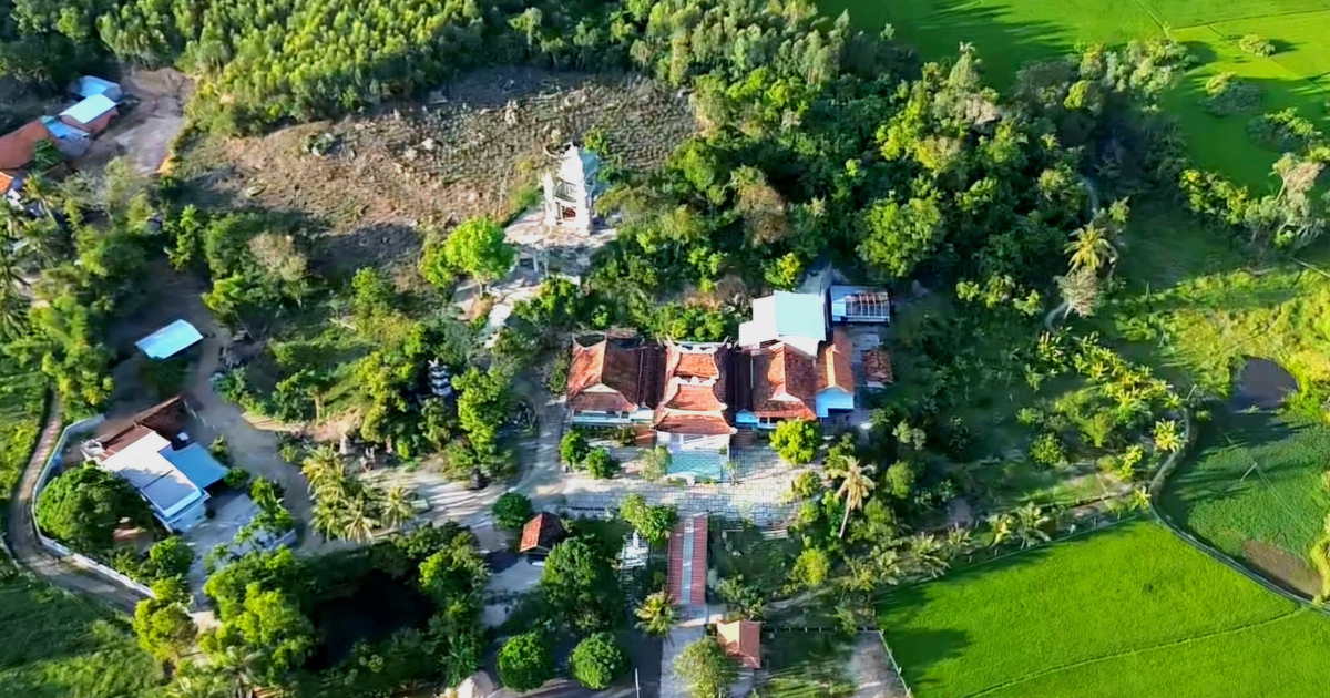 Khám phá ngôi chùa bên núi A Mang với hơn 500 mộ cổ