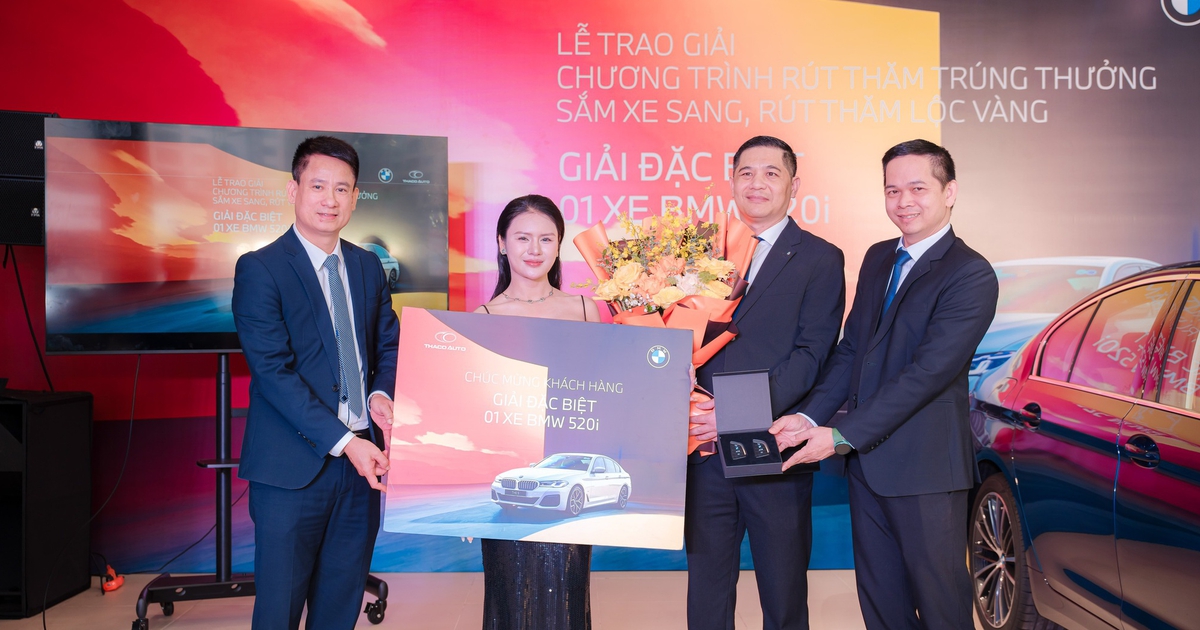 BMW trao giải đặc biệt BMW 5 Series cho khách hàng may mắn
