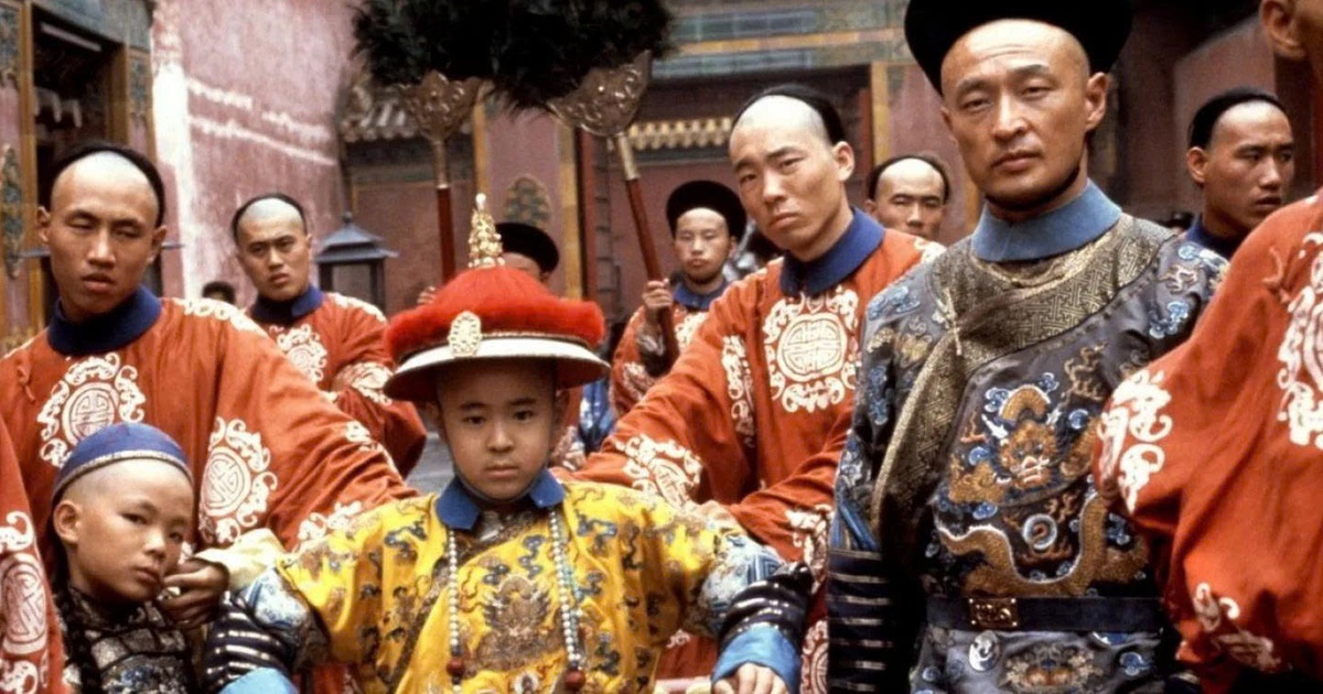 'Hoàng đế cuối cùng' gây sốt trở lại, fan khuyên 'ai cũng nên xem'