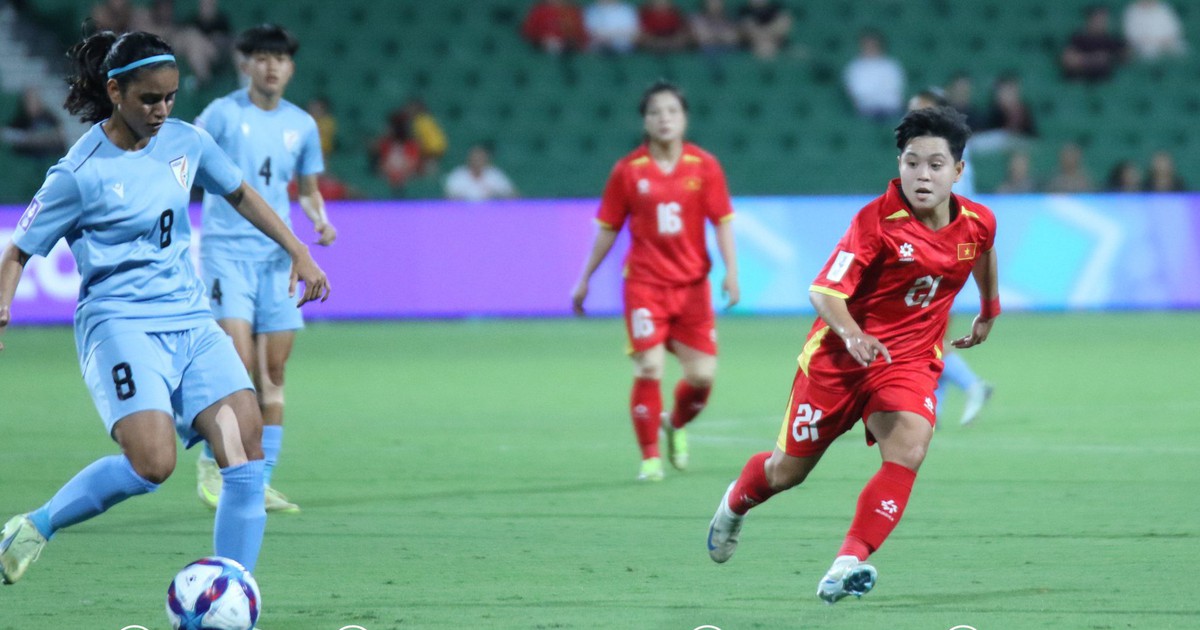 HLV Mai Đức Chung ca ngợi 'Việt Nam không nao núng khi bị Ấn Độ gỡ hòa', Vạn Sự nói gì?