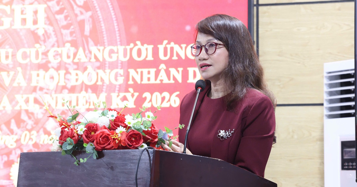 Giám đốc Đại học Quốc gia TP.HCM ứng cử đại biểu Quốc hội tiếp xúc cử tri