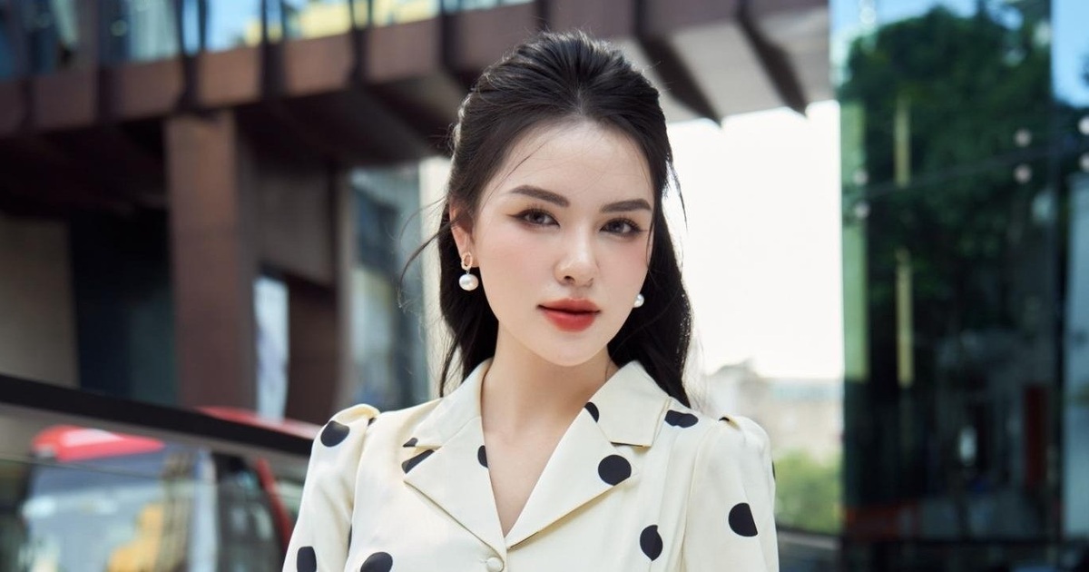 Rạng rỡ với váy họa tiết chấm bi cho những ngày giao mùa