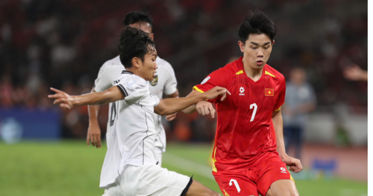 HLV Kim Sang-sik, Đình Bắc cùng U.22 Việt Nam nhận tin vui, Bộ trưởng tặng quà bất ngờ