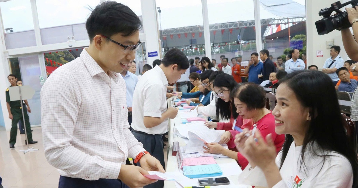 Ứng viên trẻ đại biểu Quốc hội khóa XVI: Kỳ vọng vào bản lĩnh thế hệ mới