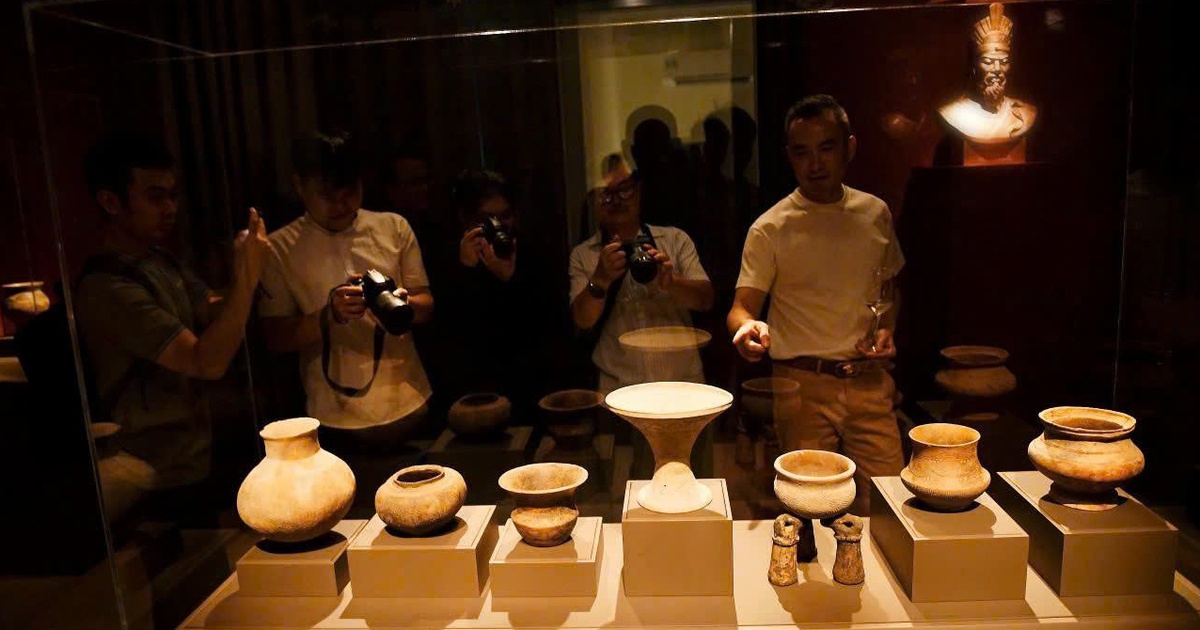 Cận cảnh hai bảo vật quốc gia mới của TP.HCM