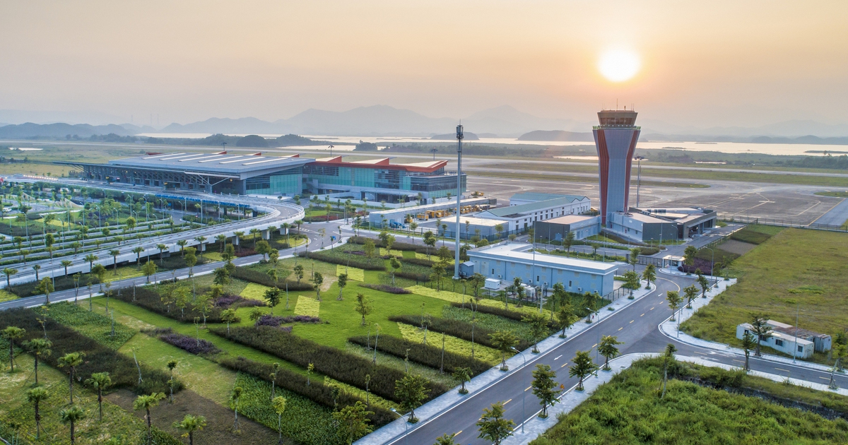 'Ông lớn' nào đang vẽ lại bản đồ hạ tầng hàng không Việt Nam,