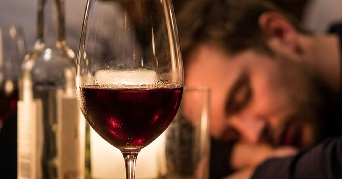 Rượu bia ảnh hưởng thế nào đến cơ thể trong 24 giờ sau khi uống?