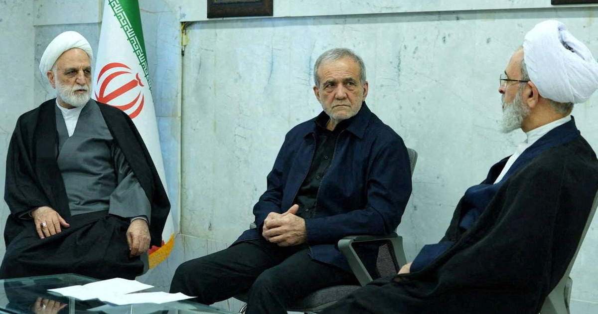 Tổng thống Iran xin lỗi, quyết định ngừng tấn công láng giềng