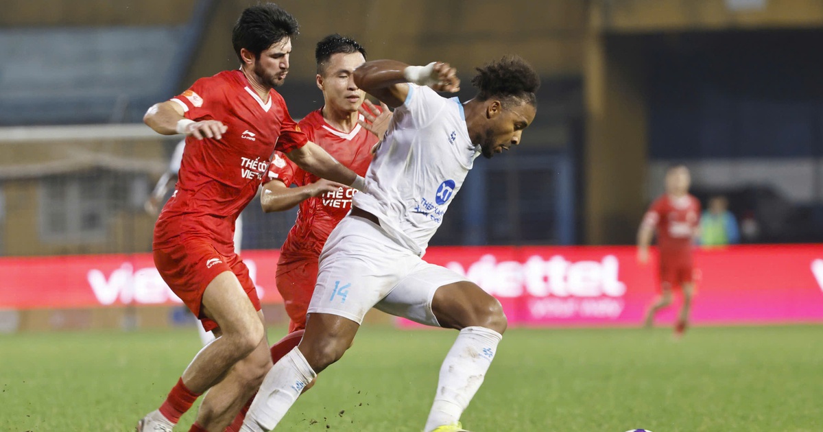 Trung vệ Việt kiều thể hình lý tưởng mà đội tuyển Việt Nam rất cần