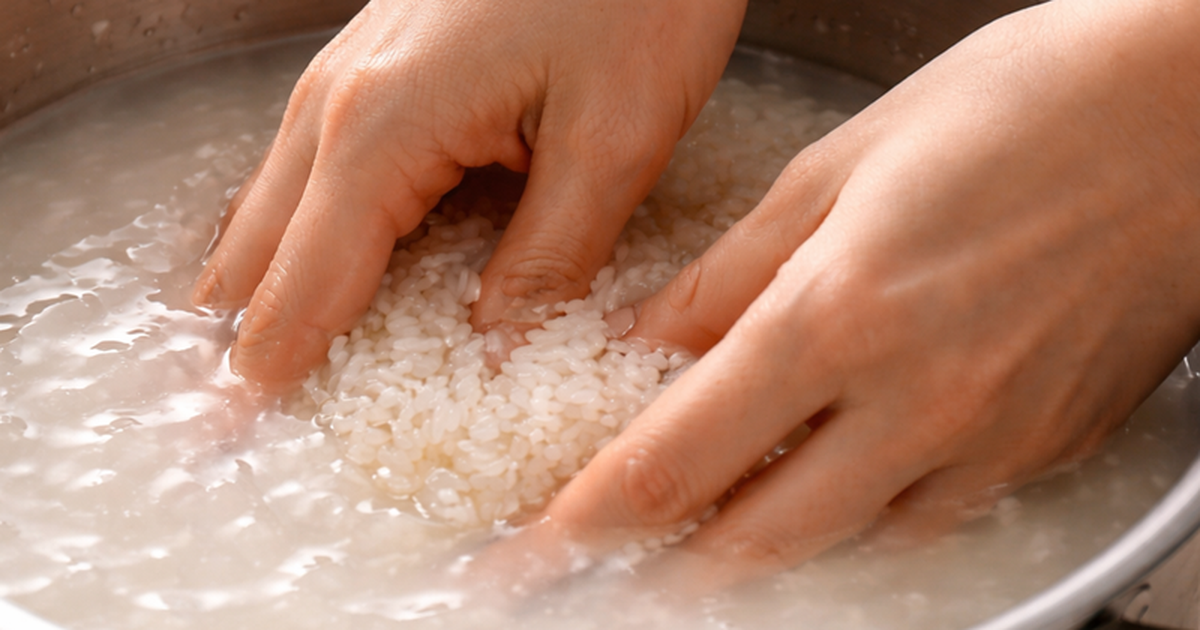 Nấu cơm cho người tiểu đường: Có nên vo gạo nhiều lần?