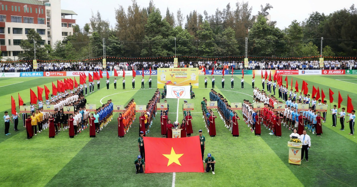 Bầu không khí lễ hội tưng bừng trong ngày khai mạc TNSV THACO cup 2026