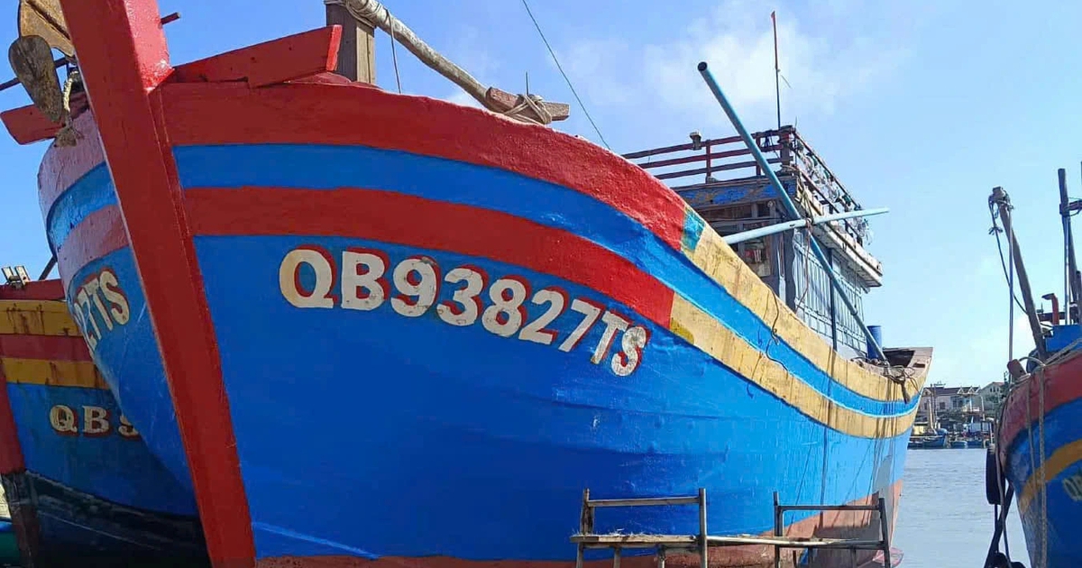 Một t&agrave;u c&aacute; Quảng Trị mất li&ecirc;n lạc khi đang hoạt động tr&ecirc;n biển