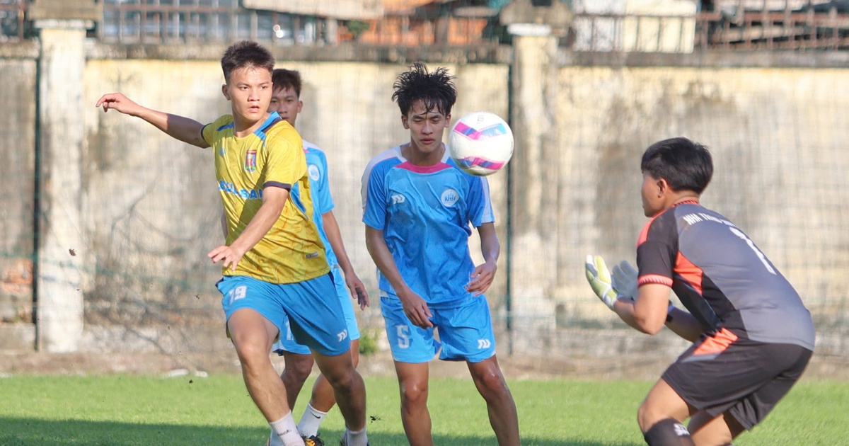Trường ĐH Nha Trang 0-0 Trường CĐ FPT Polytechnic: Chủ nhà tự tin giành điểm trận mở màn
