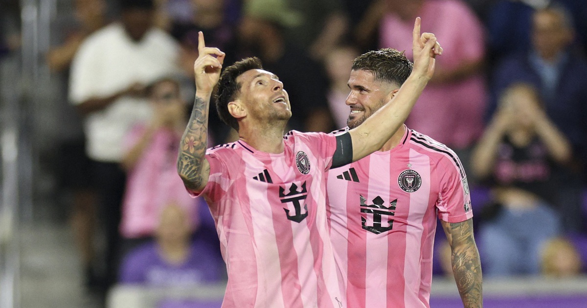 Messi chinh phục hơn 72.000 khán giả Mỹ, sắp phá cột mốc 900 bàn thắng