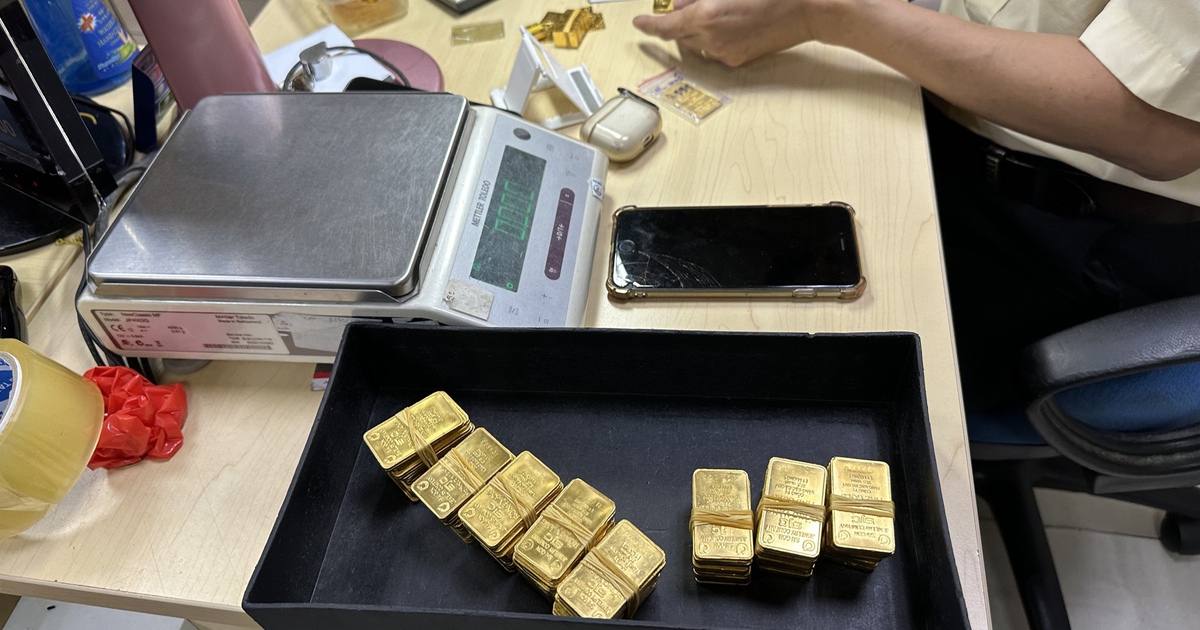 Giá vàng hôm nay 9.3.2026: "Rơi" 2,5 triệu ngay phiên đầu tuần