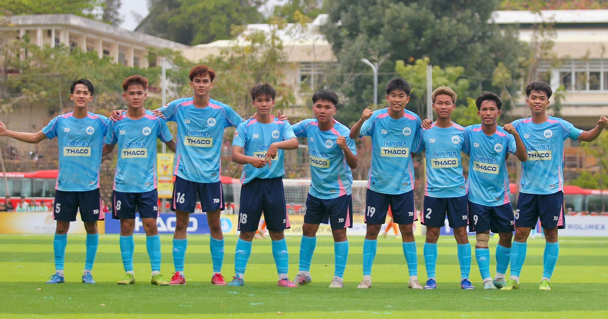 Lượt trận đầu VCK: Chủ nhà Nha Trang kiên cường, nhóm ứng viên phô diễn sức mạnh