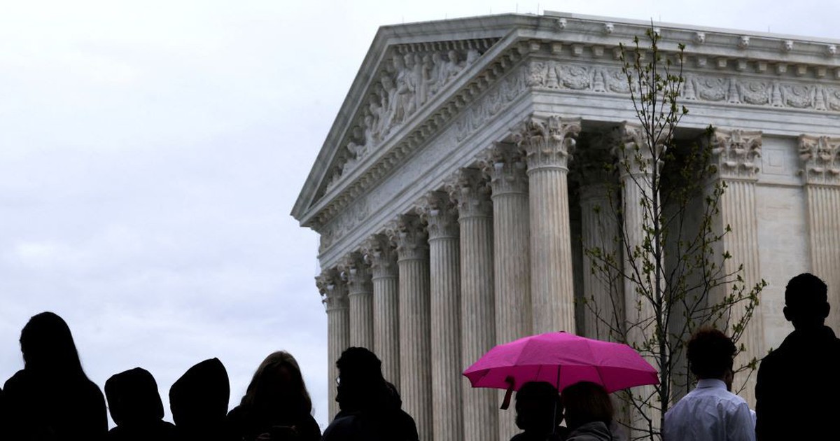 Quyền công dân theo nơi sinh ra tòa tối cao, ông Trump nói sẽ dự tòa