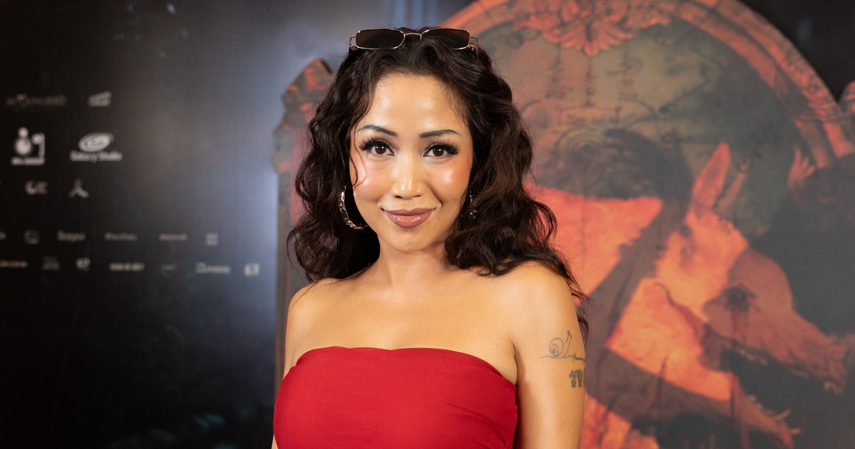 Ốc Thanh Vân xuất hiện với diện mạo 'lạ', nói quan điểm làm nghề ở tuổi 42