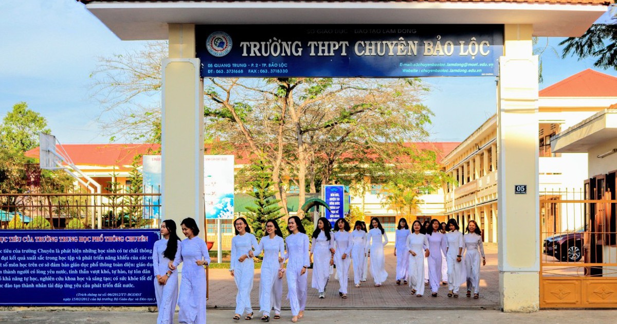 Lâm Đồng giảm áp lực tuyển sinh lớp 10: Xét tuyển vào trường THPT không chuyên
