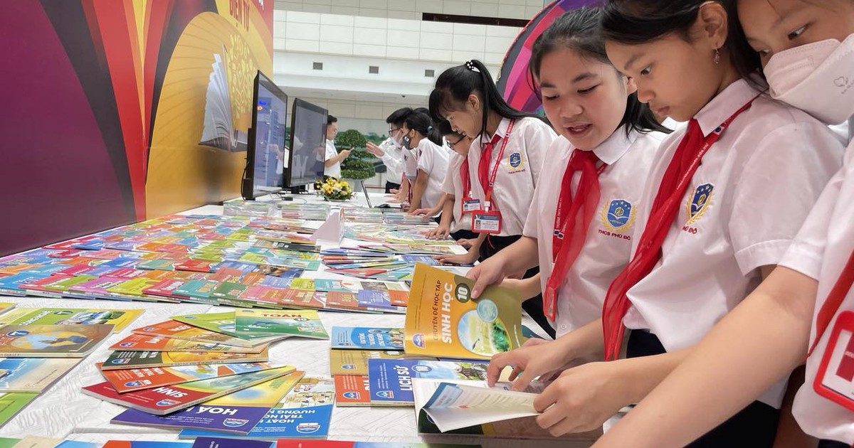 Đề xuất miễn phí sách giáo khoa từ năm 2029