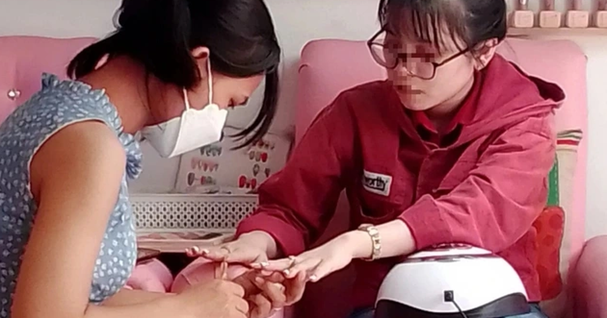 Đẹp thì có đẹp nhưng làm nail sao cho an toàn?