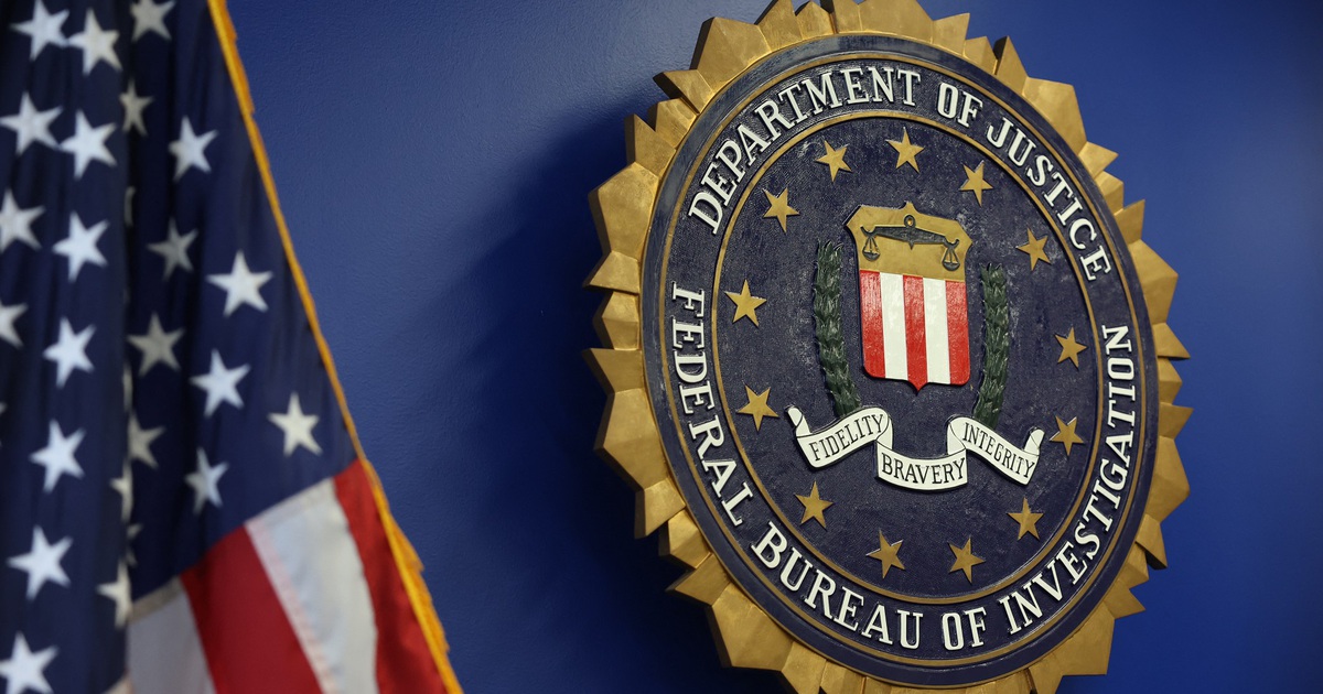 FBI bắt người nghi rò rỉ thông tin mật