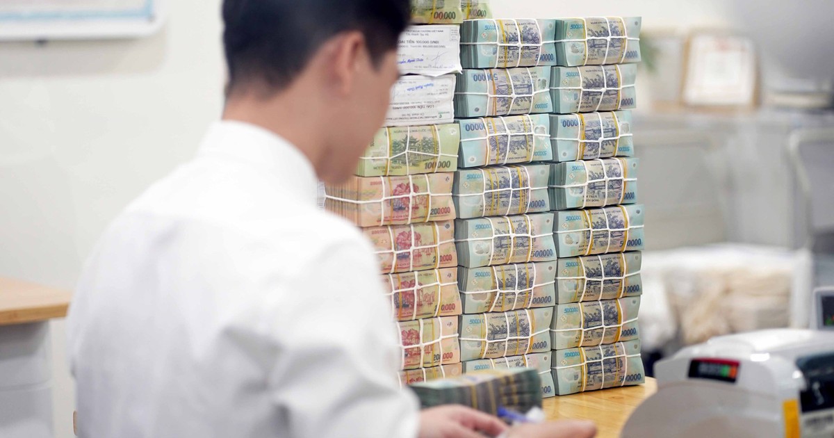 Dòng tiền "ngó lơ" tiết kiệm?