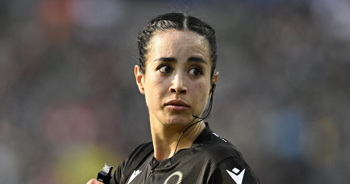 FIFA chọn nữ trọng tài xinh đẹp điều hành World Cup 2026