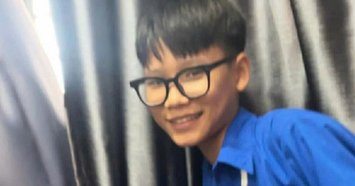 Học sinh lớp 10 lao xuống biển cứu sống 2 người bị đuối nước