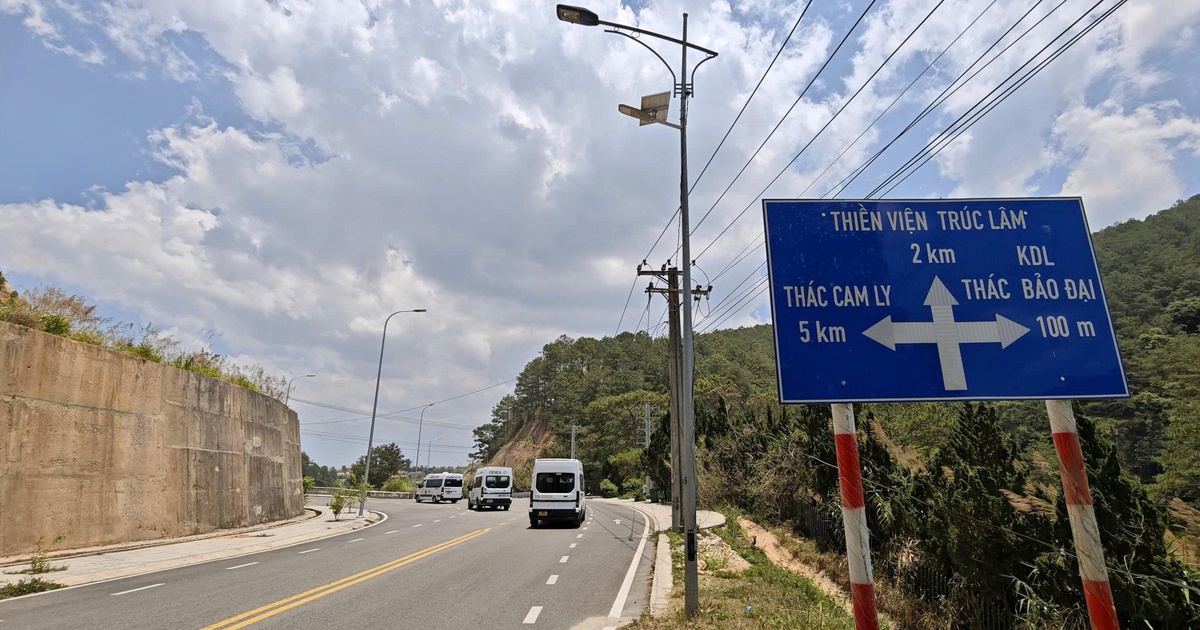 Hệ thống chiếu sáng ở Khu du lịch quốc gia hồ Tuyền Lâm xuống cấp trầm trọng