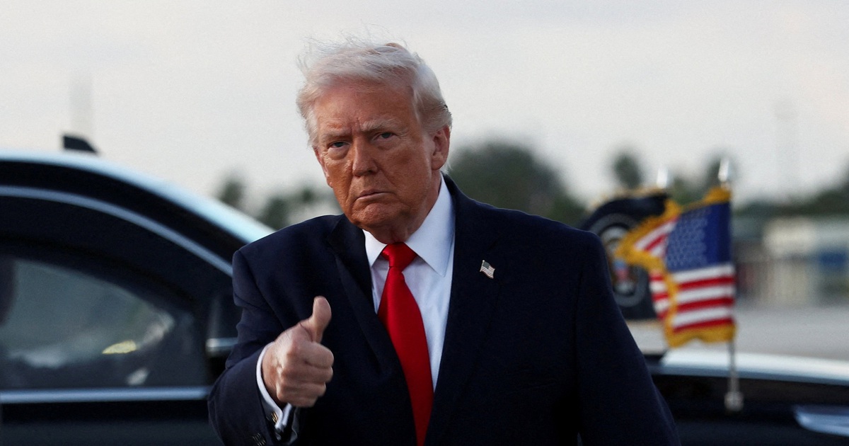 N&oacute;ng: &Ocirc;ng Trump tuy&ecirc;n bố phong tỏa eo biển Hormuz ngay lập tức