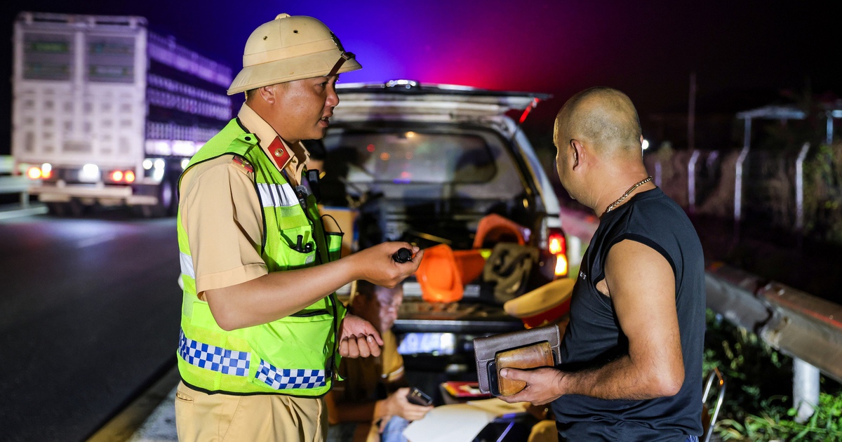 Mối nguy dừng xe trên cao tốc: Tai nạn không đến từ một phía