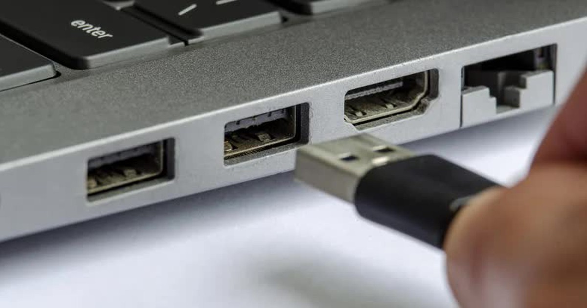 Mẹo xác định chiều cắm USB-A chỉ trong vài giây