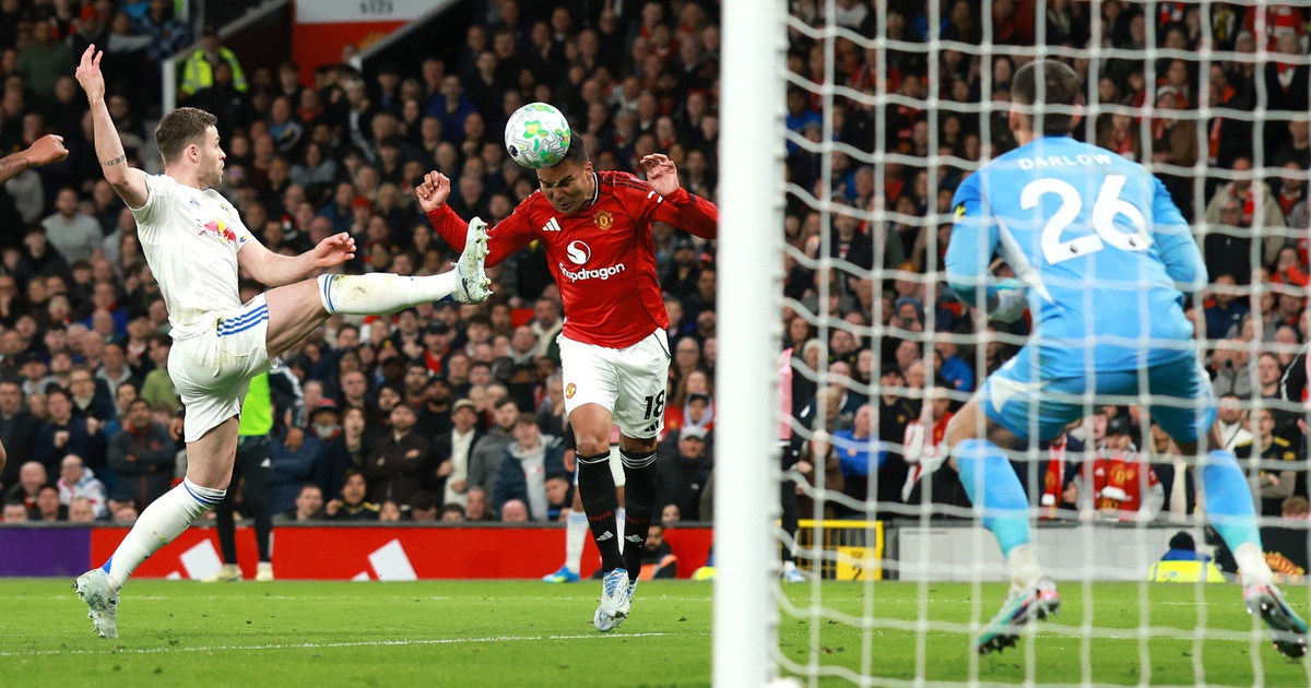 HLV Carrick thay đổi khó hiểu vì mất trò cưng, M.U thua sốc Leeds trên sân nhà