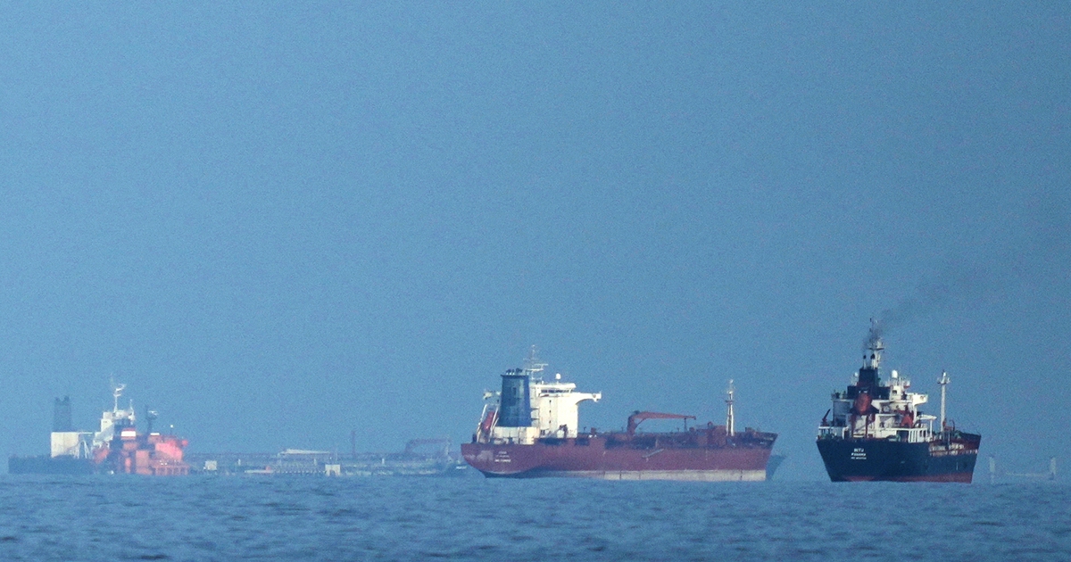 Mỹ gia tăng áp lực, Iran cứng rắn