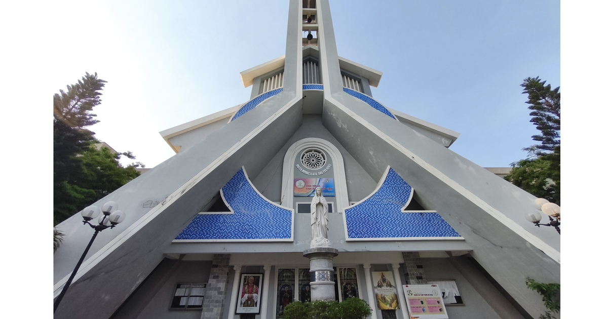 Những nhà thờ độc đáo: Nơi lưu giữ trang rửa tội của thi sĩ Hàn Mặc Tử