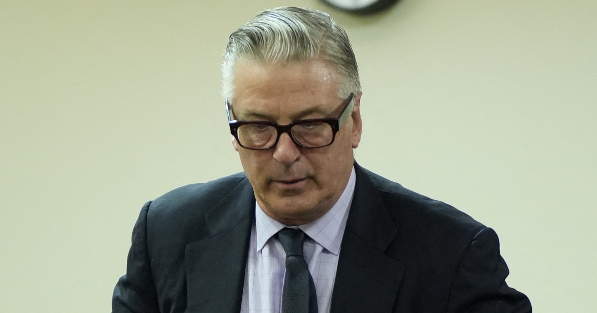 Alec Baldwin muốn nghỉ hưu sau vụ vô ý bắn chết người trên phim trường